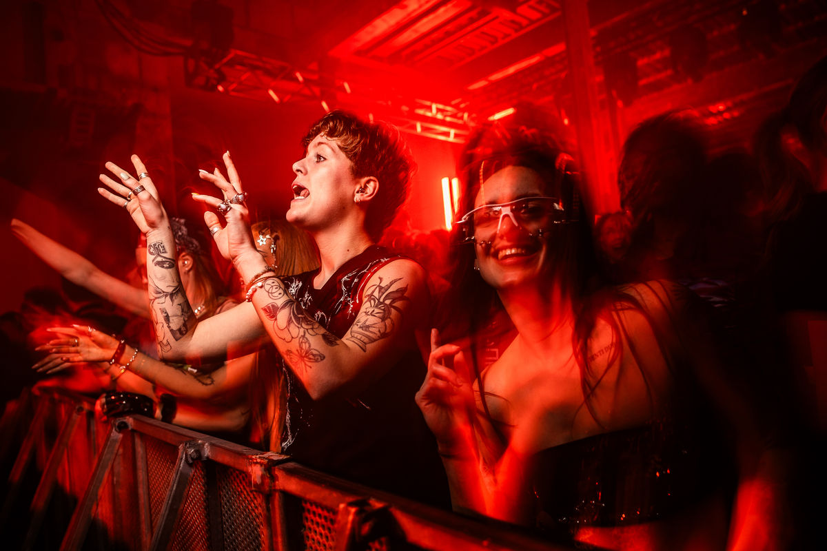 Loading... just a sec